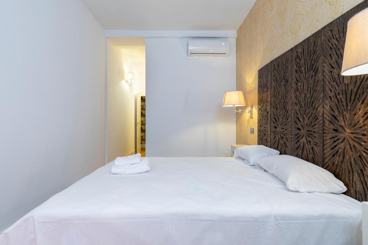 HOMEABOUT PREMIUM MALASAÑA Apartment Madrid Exterior foto