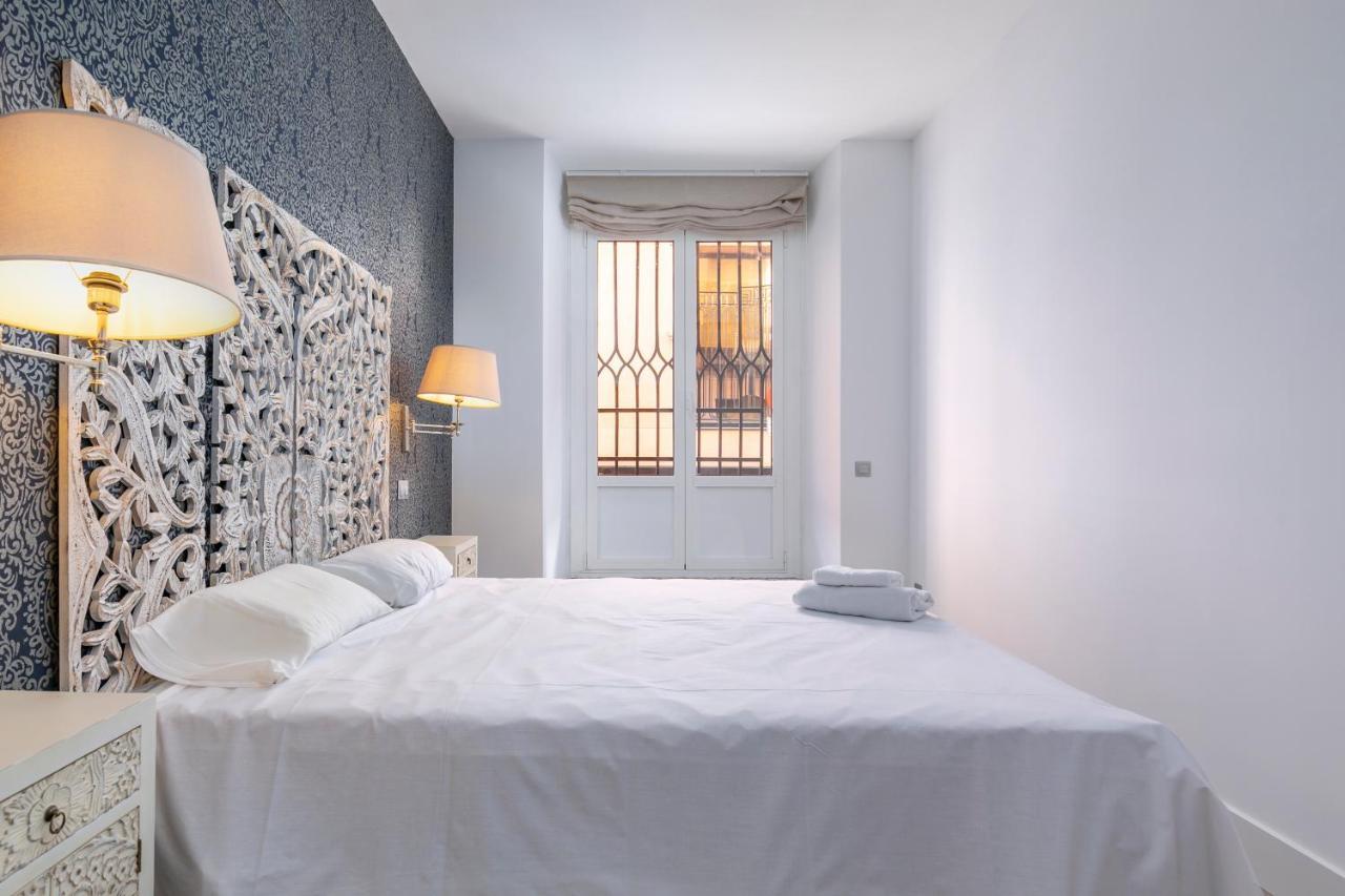 HOMEABOUT PREMIUM MALASAÑA Apartment Madrid Exterior foto