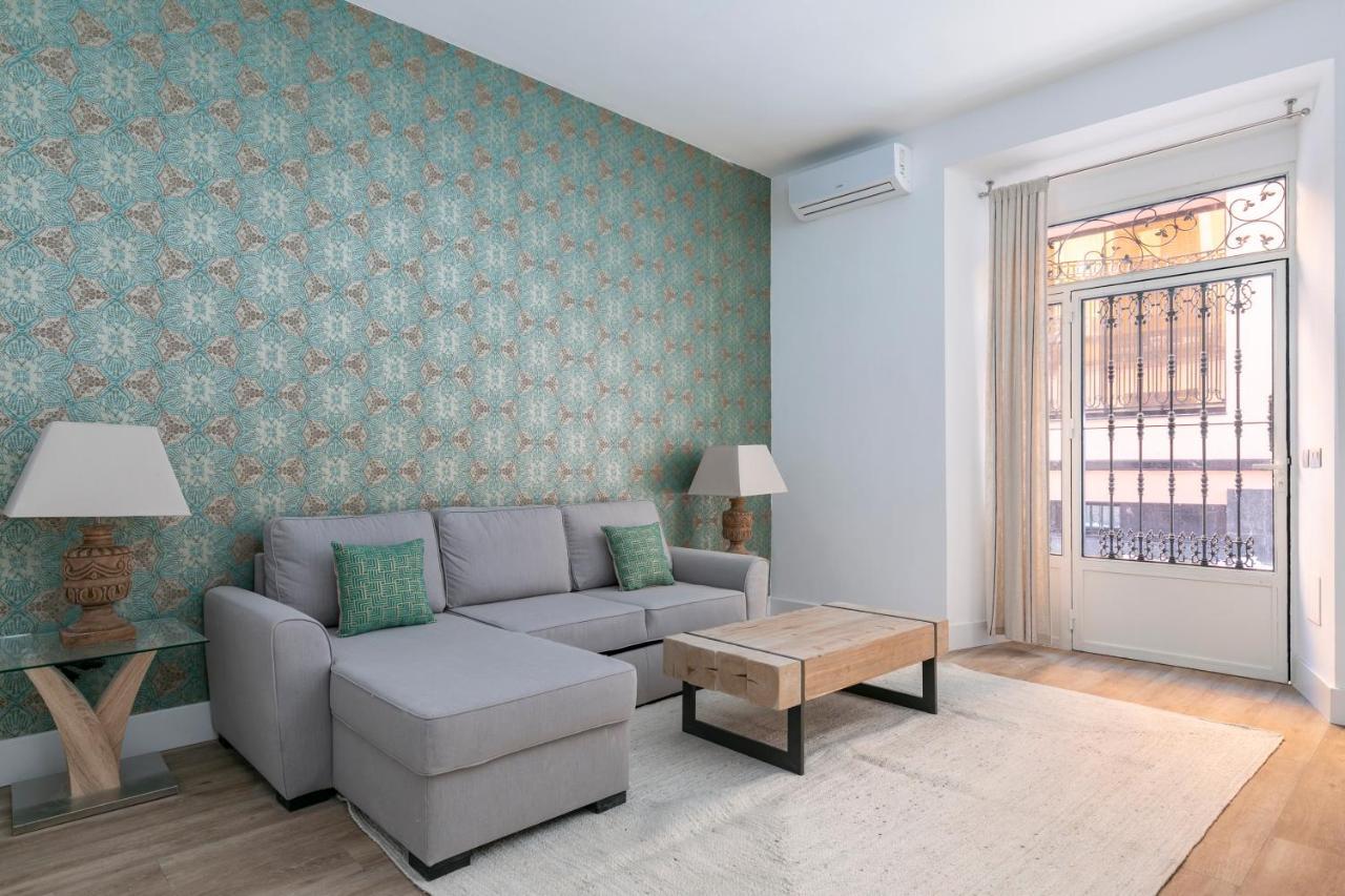 HOMEABOUT PREMIUM MALASAÑA Apartment Madrid Exterior foto